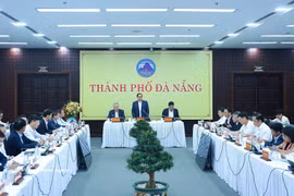 Prime Minister Pham Minh Chinh addresses a working session with the Da Nang Party Committee's Standing Board on February 28. (Photo: VNA)