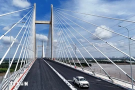 Binh Khanh bridge, a section of the Ben Luc–Long Thanh Expressway project, was completed at the end of August 2025. (Photo: VNA)