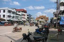 Vietnam repatriates 221 citizens detained in Myanmar for immigration violations