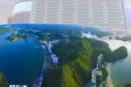 Under the national plan for managing and phasing out ozone-depleting substances (ODS) and controlled greenhouse gases, Vietnam aims to directly reduce about 11.2 million tonnes of CO2 equivalent by 2045. (Photo: VNA)