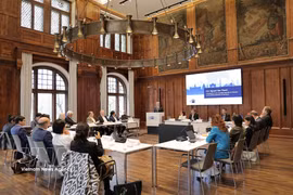 Vietnamese Ambassador to Germany Nguyen Dac Thanh speaks at the Vietnam – Bavaria business roundtable in Munich. (Photo: VNA)