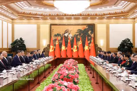 The talks between General Secretary of the Communist Party of Vietnam (CPV) Central Committee and President of Vietnam To Lam and his Chinese counterpart Xi Jinping in Beijing on April 15. (Photo: VNA)