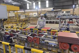 Manufacturing production increased rapidly in February, with the rate of expansion quickening to a 19-month high. — Photo cafef.vn