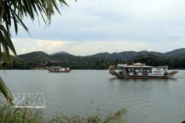 River tourism activities in Hue (Photo: VNA)