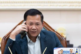 Cambodian Prime Minister Hun Manet and his Malaysian counterpart Anwar Ibrahim have a phone call on August 19. (Photo: freshnewsasia.com)