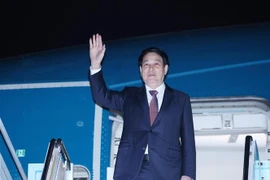 President Luong Cuong leaves Gimhae Airport on November 1 evening, concluding his trip to attend the 32nd APEC Economic Leaders’ Week and bilateral activities in the Republic of Korea. (Photo: VNA)