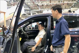 VAMA members sold 30,688 vehicles of all types in September, up 18% from August but down 16% year-on-year. (Photo: VNA)