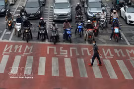 Vehicles on a street in Bangkok, Thailand (Photo: Xinhua/VNA)