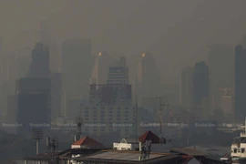 Illustrative photo. The Bangkok skyline is obscured by haze after a surge in PM2.5 fine dust pollution. (Photo: bangkokpost.com) 