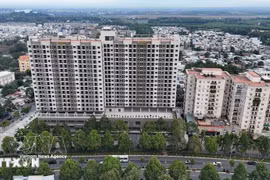 The A6 and A7 social housing project has recently been completed in Tran Bien ward, Dong Nai province. (Photo: VNA)
