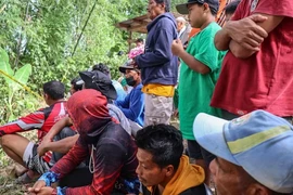 Philippines landfill collapse: Hopes fade as ‘golden hours’ draw to close