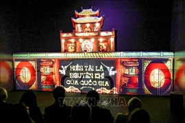 The Thang Long Imperial Citadel Heritage Site in Hanoi presents the play "Thang Long Capital" using 3D mapping technology and a digital experience space. (Photo: VNA)