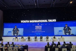 The “Intelligent Generation NOW” talk show draws domestic and foreign speakers. (Photo: VietnamPlus)