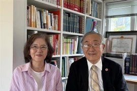 Professor Furuta Motoo and his wife. (Photo: VNA)