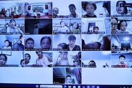 The Vietnamese Embassy in China launches a Vietnamese language course online for overseas Vietnamese (OVs) living in China. (Photo: VNA)