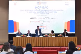 At the press conference on the National E-commerce Week and Vietnam Online Shopping Day (Online Friday) 2025 on November 4. (Photo: VNA)