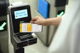 94% of financial institutions in Việt Nam plan to increase investment in AI over the next 12 months. (Photo: Courtesy of NAPAS)
