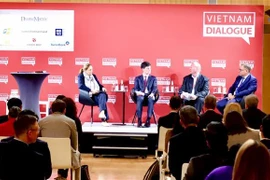 A discussion session at the Vietnam Dialogue 2025 in Frankfurt. (Photo: VNA)