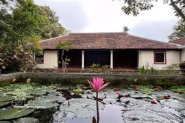 A traditional-style house in Phuoc Tich village (Photo: VNA)
