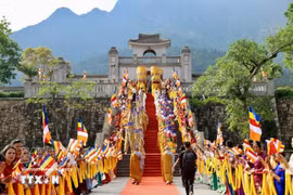 A festival in Yen Tu (Photo: VNA)