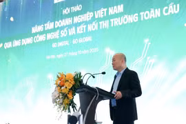 Director of the Vietnam Trade Promotion Agency Vu Ba Phu speaks at the seminar on October 27. (Photo: VNA)