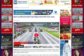 The Cambodian news site Fresh News runs an article on Vietnam marking National Day with a large-scale military parade (screenshot), featuring numerous photos and video clips of the event. (Photo: VNA)