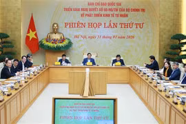 At the fourth session of the National Steering Committee for the implementation of the Politburo’s Resolution 68-NQ/TW on private sector development (Photo: VNA)