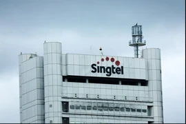 Singapore probes largest mobile network disruption