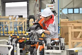 Vietnam's GDP expanded 7.9% in the first nine months, well above the 6.8% pace a year earlier. (Illustrative photo: VNA)