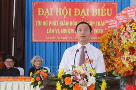Chairman of the Government Committee for Religious Affairs Vu Hoai Bac speaks at the sixth national congress of the Hoa Hao Buddhism. (Photo: VNA)