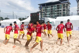 Vietnam's beach soccer team under the guidance of head coach Mai Van Duc will gather in Da Nang city from February 25 to prepare for the AFC Beach Soccer Asian Cup Thailand 2025. (Photo: VFF)