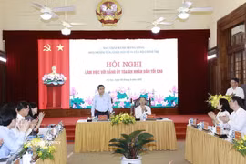 NA Chairman Tran Thanh Man speaks at the working session. (Photo: VNA)