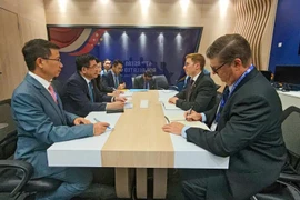 Vietnamese Minister of Industry and Trade Nguyen Hong Dien on October 26 has a working session with US Under Secretary of State for Economic Growth, Energy and the Environment Jacob Helberg on October 26. (Photo: moit.gov.vn)