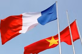 Vietnam congratulates France on 236th National Day