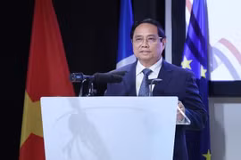 Prime Minister Pham Minh Chinh speaks at the Vietnam – France business forum in Paris on June 11, 2025. (Photo: VNA)
