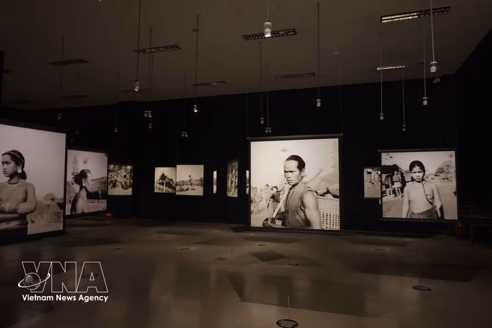An exhibition space featuring the ethnic communities of Dak Lak and the Central Highlands inside the museum. (Photo: VNA)
