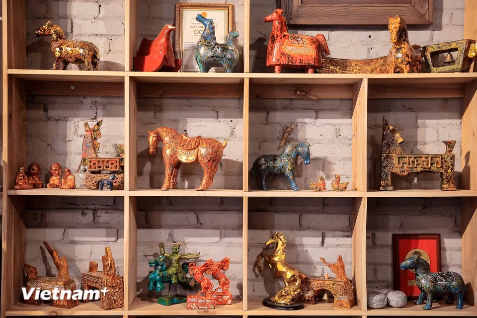 Through this collection, the artisan aims to tell stories of Vietnam’s history and heritage to both domestic and international visitors. (Photo: VietnamPlus)