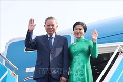 Party General Secretary To Lam and his spouse leave Hannoi for a state visit to the RoK. (Photo: VNA)
