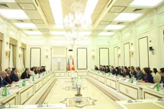 General Secretary of the Communist Party of Vietnam Central Committee To Lam neets with Speaker of the Milli Majlis (National Assembly) of Azerbaijan in Baku on May 8. (Photo: VNA)