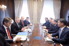 General Secretary To Lam meets with Slovak Prime Minister Robert Fico on the sidelines of 80th anniversary celebration of the Victory in the Great Patriotic War in Moscow, Russia, (May 9, 2025). (Photo: VNA)