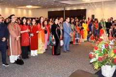 Participants at the homeland spring programme held in Brussels, on January 19 by the Vietnamese Embassy in Belgium, which is also in charge of Luxembourg. (Photo: VNA)