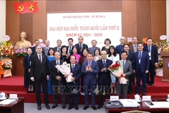 Nguyen Van Thuan (front row,3rd from left), Chairman of the Vietnam-Armenia Friendship Association for the 2024-2029 term, other members of the executive board, and participating delegates at the congress. (Photo: VNA) 