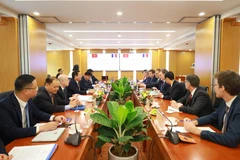 At the meeting between French Minister of Transport Philippe Tabarot and Vietnamese Minister of Construction Tran Hong Minh in Hanoi on March 21. (Photo: VNA)