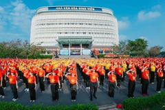 The campaign calls on youth union members, young people, and citizens nationwide to simultaneously change their profile and cover photos on their social media accounts, and post content, images, and videos expressing love for the nation. (Illustrative photo: Ho Chi Minh Communist Youth Union)
