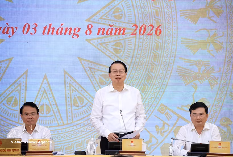 Deputy Minister of Finance Nguyen Duc Chi speaks at the Government's July press conference on August 3. (Photo: VNA)