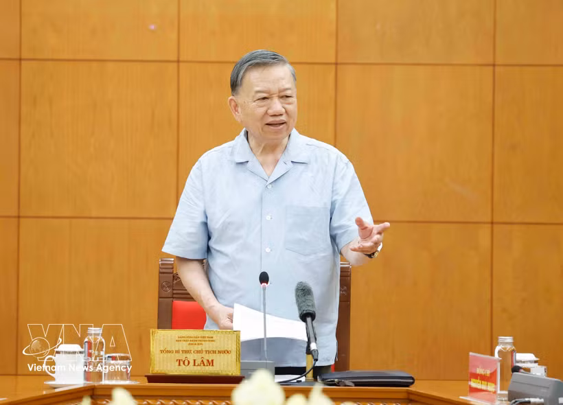 Party General Secretary and State President To Lam speaks at the working session with relevant agencies on developing the national maritime industry in Hanoi on July 14. (Photo: VNA)