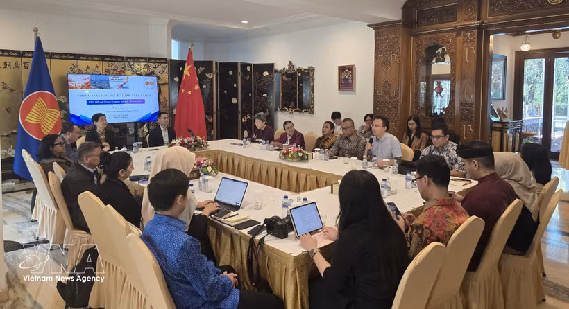 The talks held in Jakarta, Indonesia on July 15 on the China-ASEAN Comprehensive Strategic Partnership. (Photo: VNA)