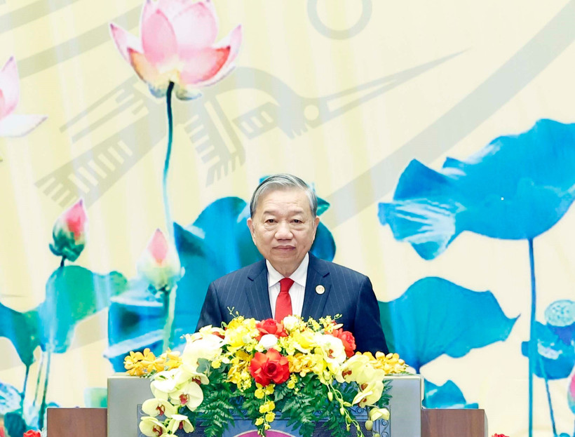 Party General Secretary To Lam addresses the ceremony. (Photo: VNA)
