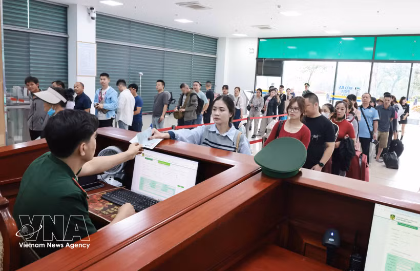Members of the public are advised to check their tax status before travelling abroad. (Photo: VNA)