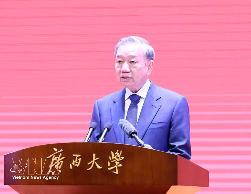 General Secretary and State President To Lam speaks at the relic site of Nanning Yucai School in Guangxi, China (Photo: VNA)
